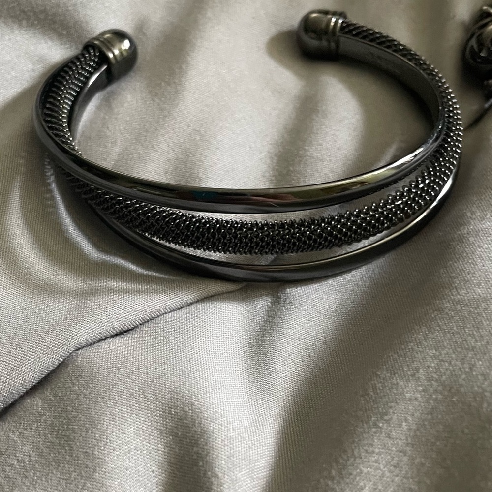 Lia sophia bracelet